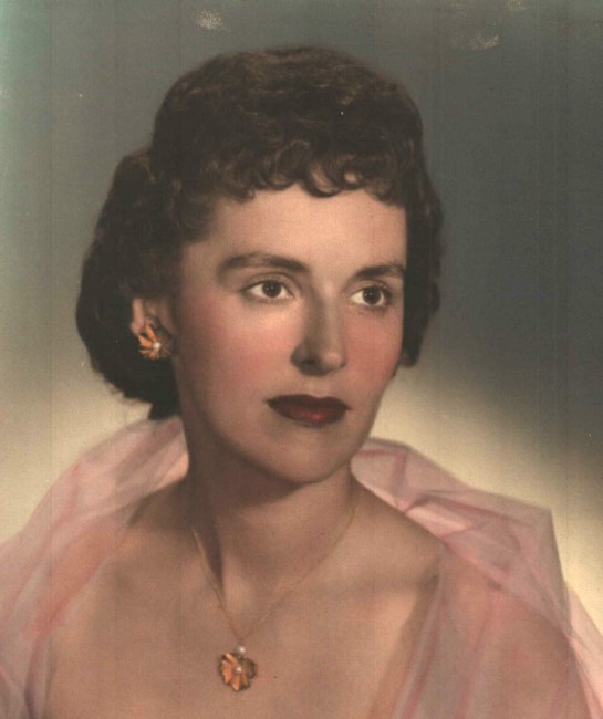 Obituary of Lois Marylin McCourt