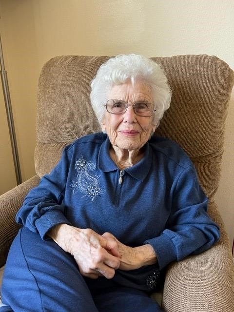 Obituary of Zelda Louise HUTCHINSON