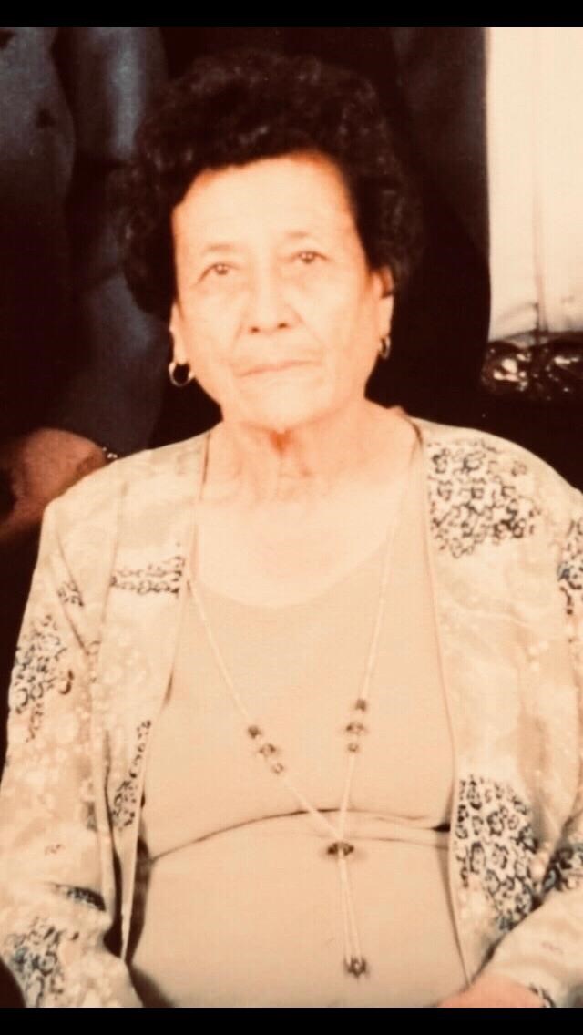 Obituary of Maria Santos Holguin