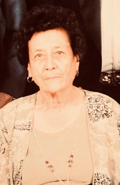 Obituary of Maria Santos Holguin