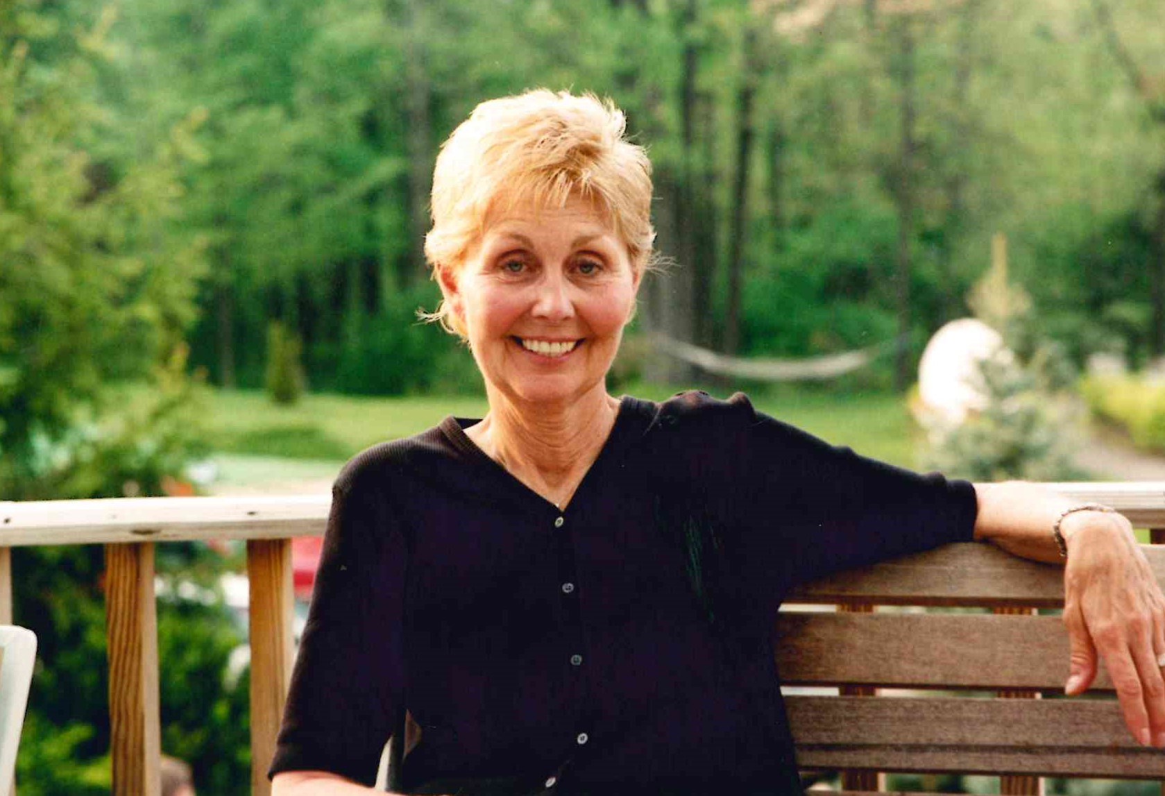 Avis de décès de Janet Lee Holt