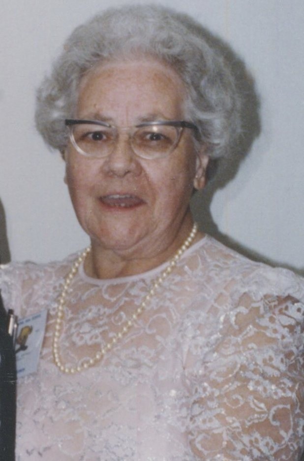 Obituary of Helen Louise Arnold