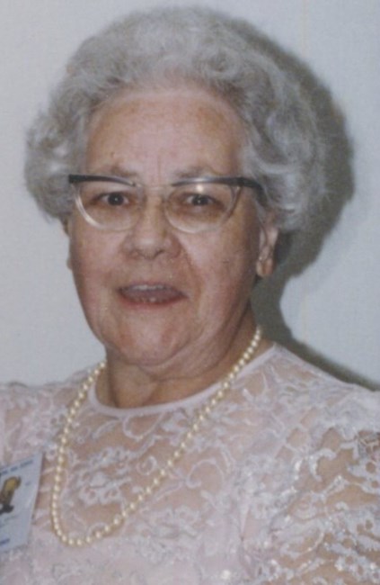 Obituary of Helen Louise Arnold