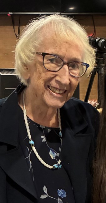 Obituary of Ellen E Carlson