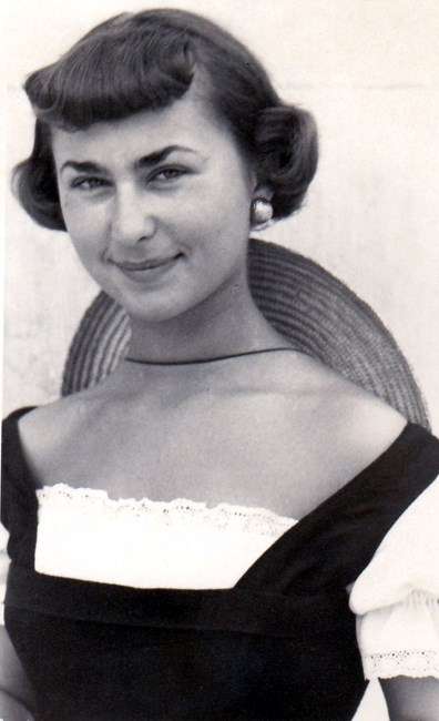 Obituary of Helga H. Ashley