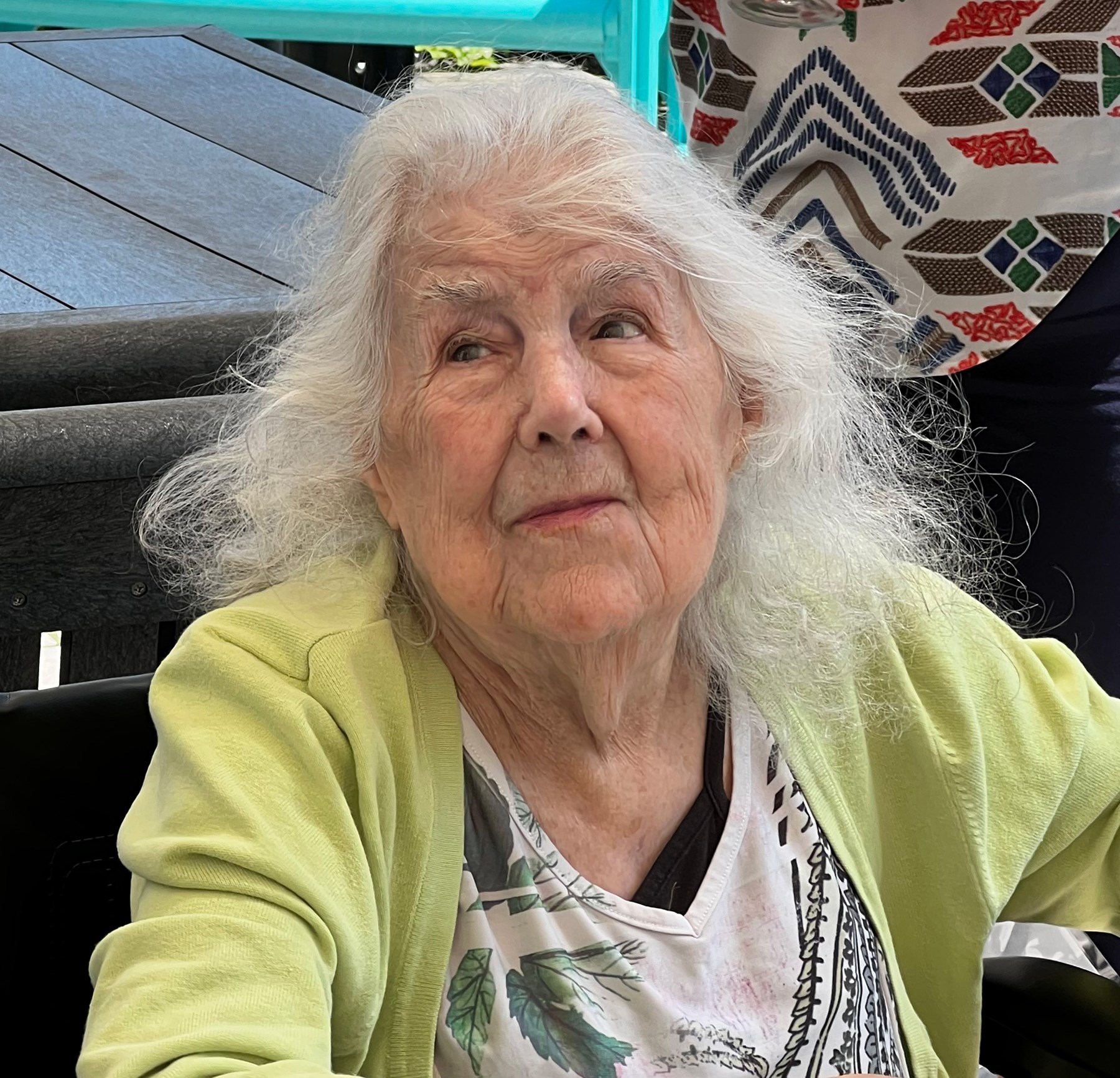 Obituary of Huguette (Bezamat) Ouvrard