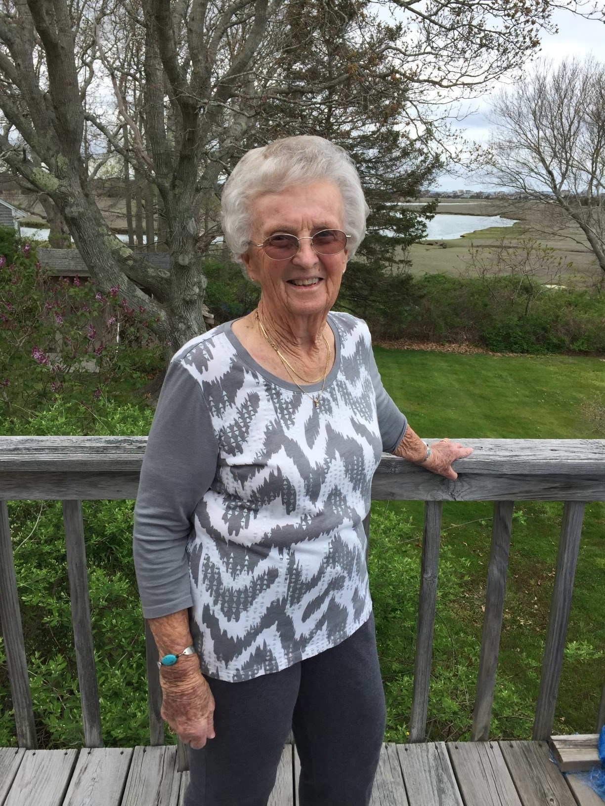 Avis de décès de Natalie G. Ostrom