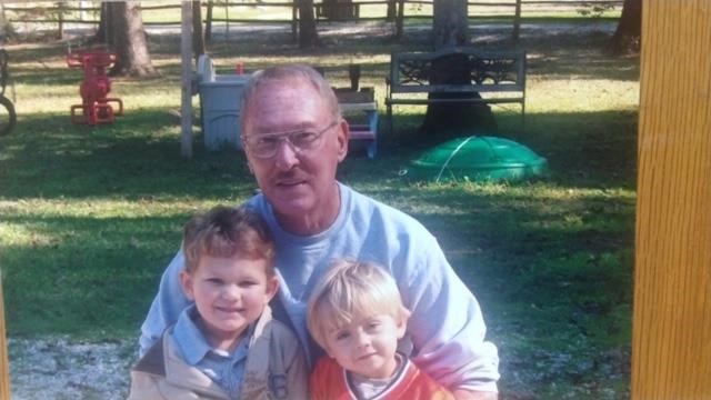 Obituary of Ollis "Dean" Eudean White