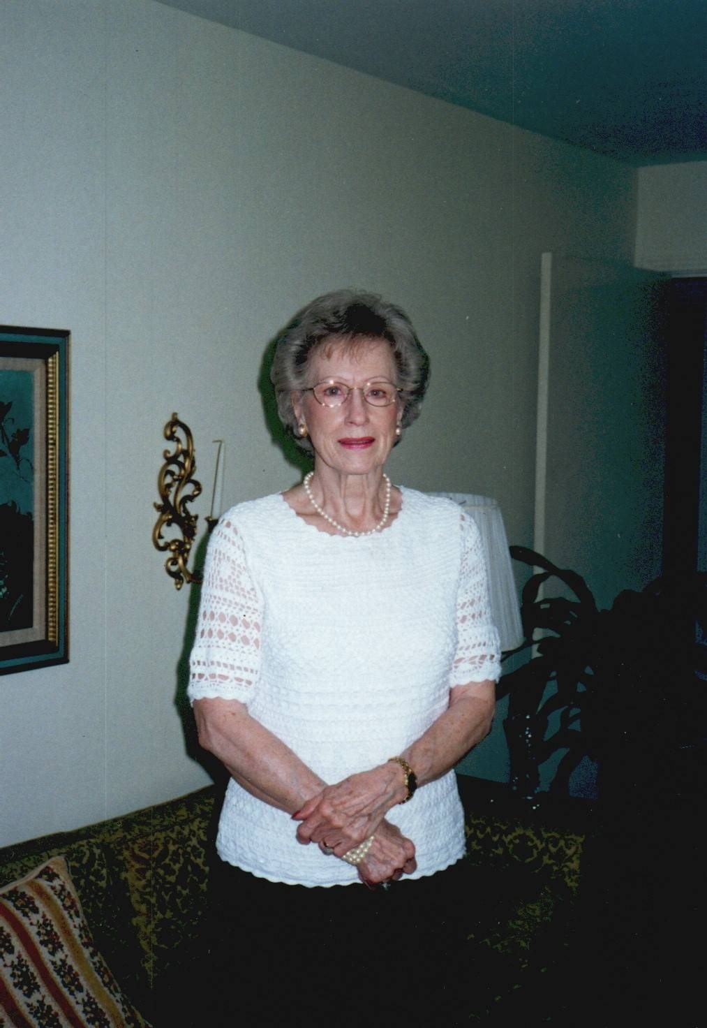 Avis de décès de Edith C Locke