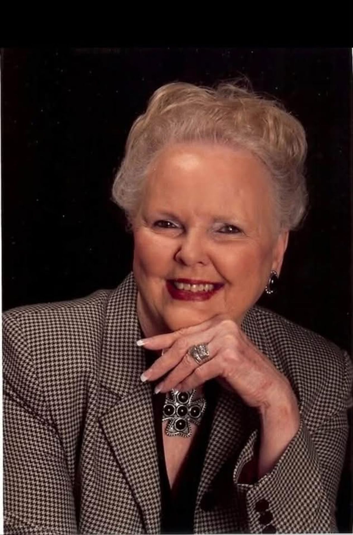 Obituary of Nora Elizabeth Krisher