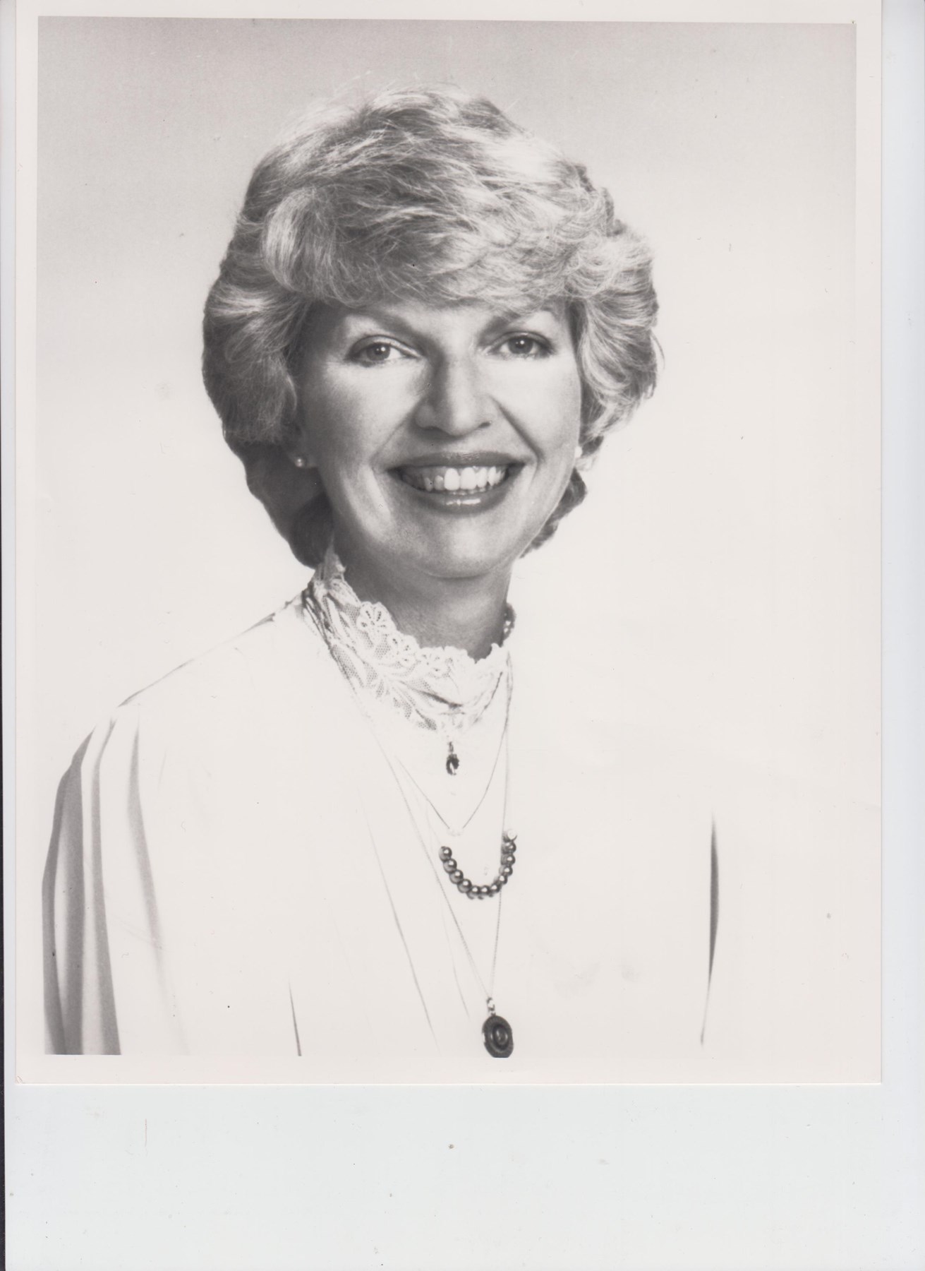 Obituary of June Hopton Stewart