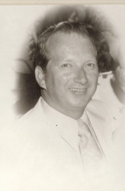 Obituario de Robert H. Stahl