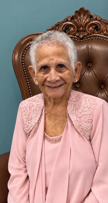 Obituario de Elena Lora