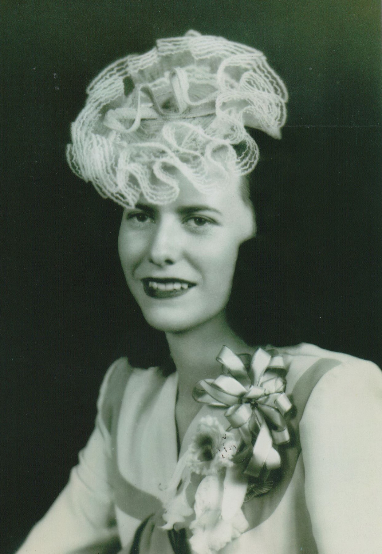 Obituary of Dorothy Parise Hutchinson