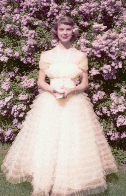 Obituary of Carolyn Beth Cummings