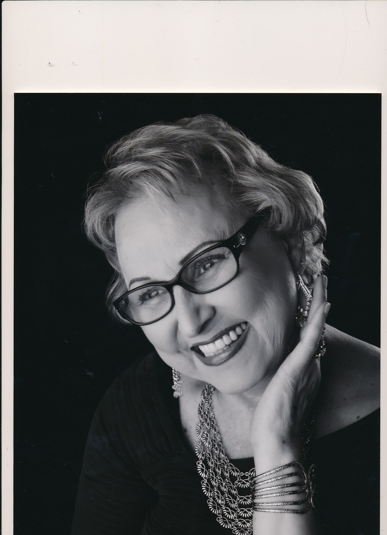 Obituary of Celia Esperanza Navarro