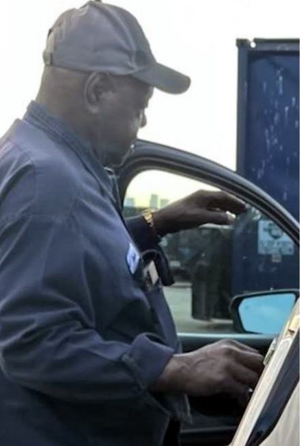 Obituary of Robert Earl Joyner