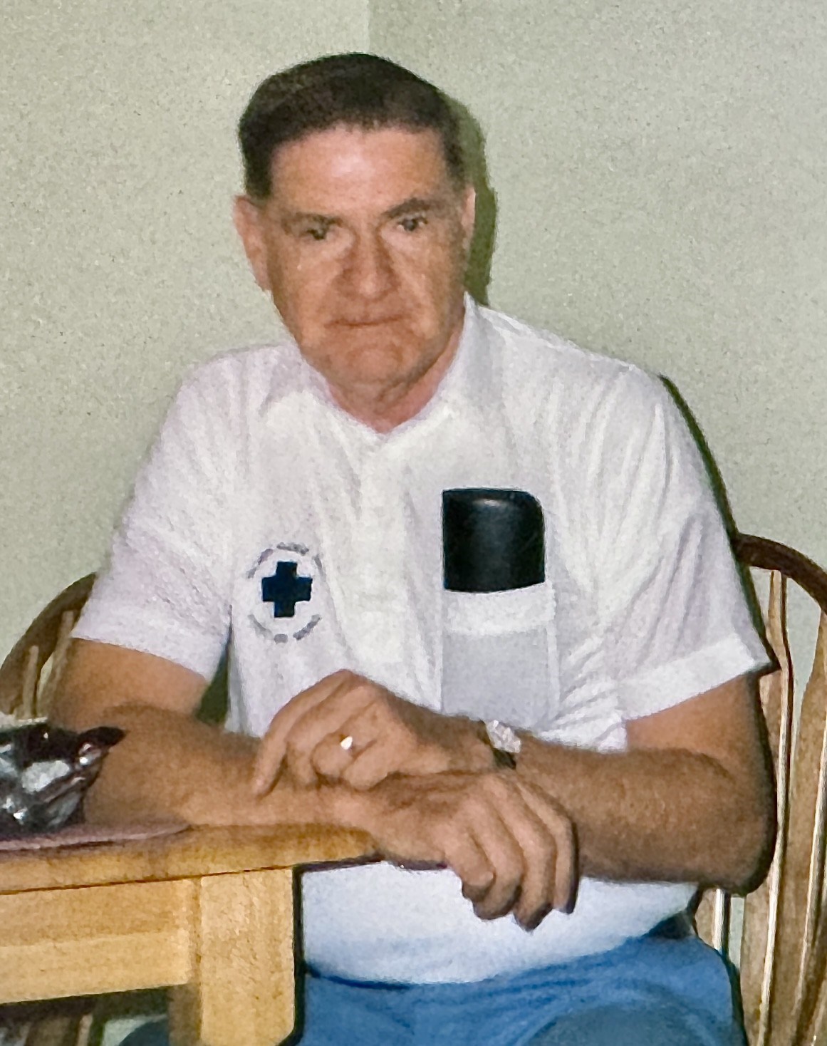 Avis de décès de Bernard J. Giesler