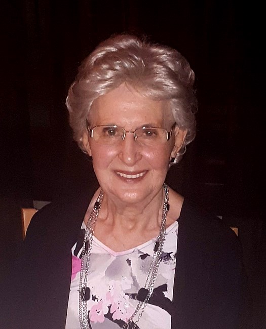 Obituario de Catherine Regina Walker