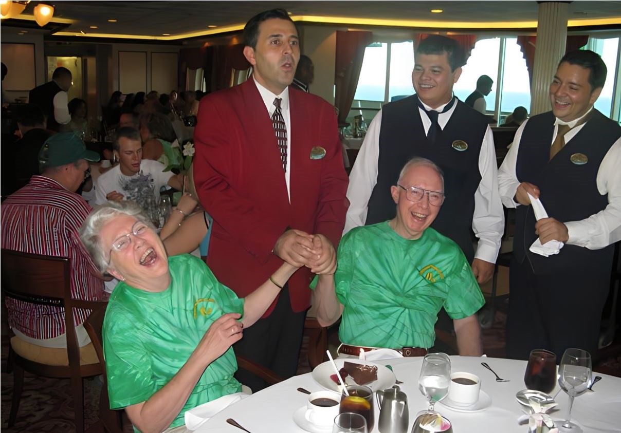 Obituary of Warren and Peggy Hurt