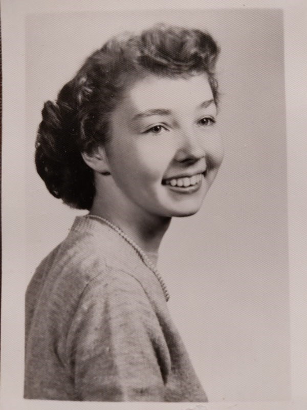 Obituary of June Marie Morris Gaare