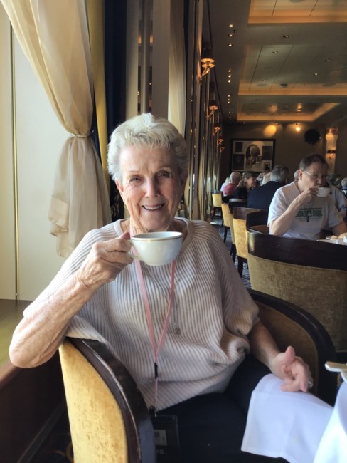 Obituary of Jane Evelyn Armstrong