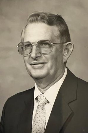Obituary of Howard J. Girard
