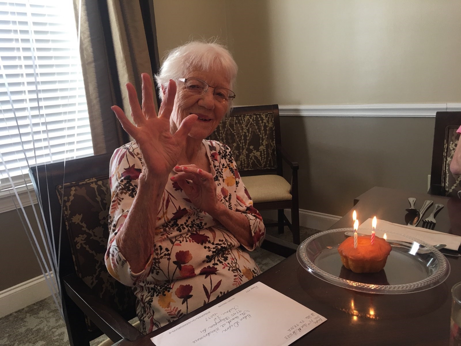 Obituary of Helen M. Dixon