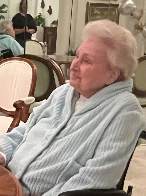 Obituary of Gudrun Nelly Romeo