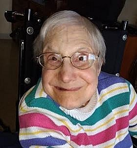 Obituary of Helen Louise Chapman