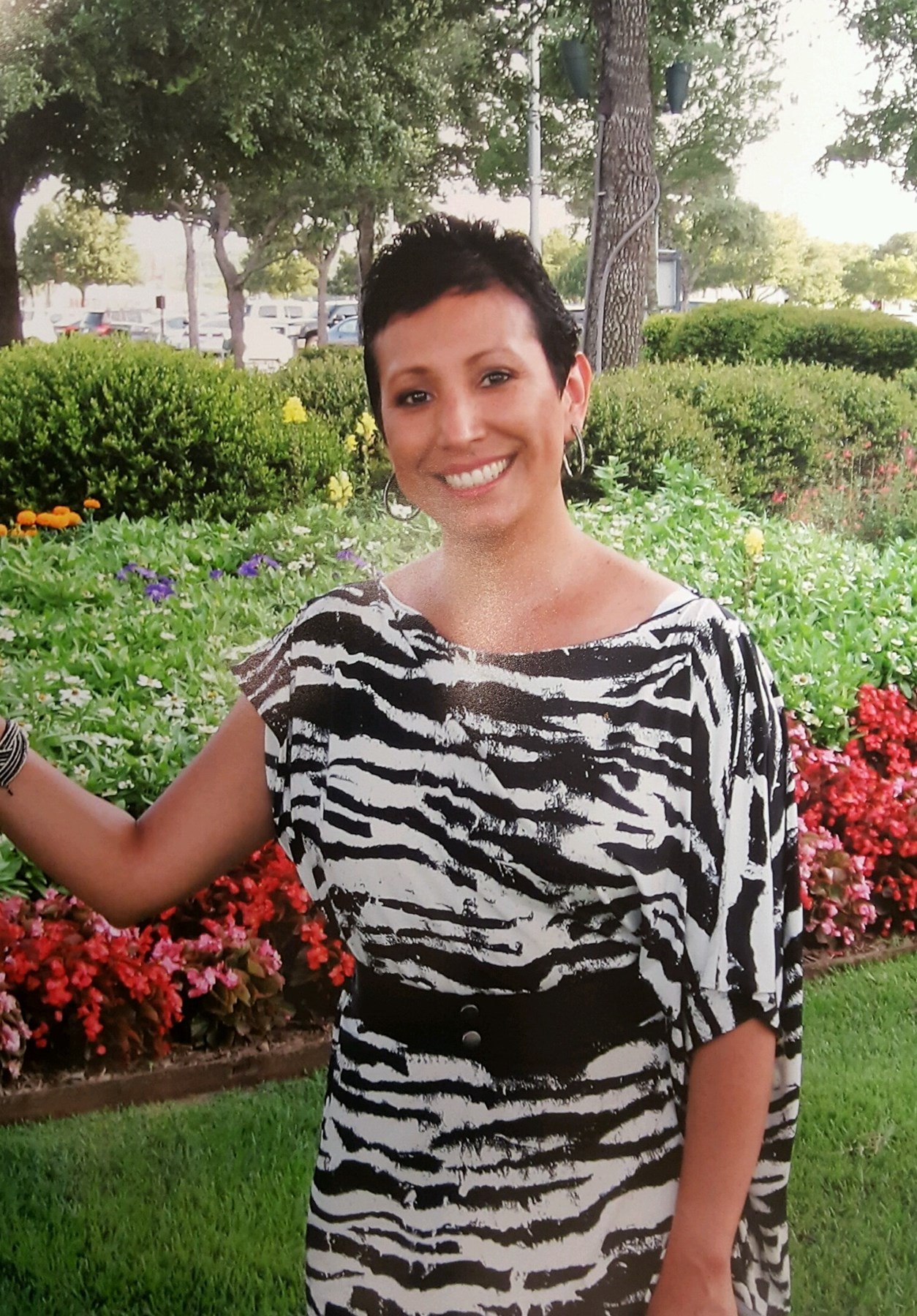 Obituary of Laura Lomeli