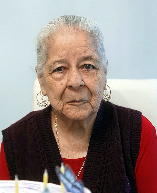 Obituary of Maria Luisa Ramos de Hernandez