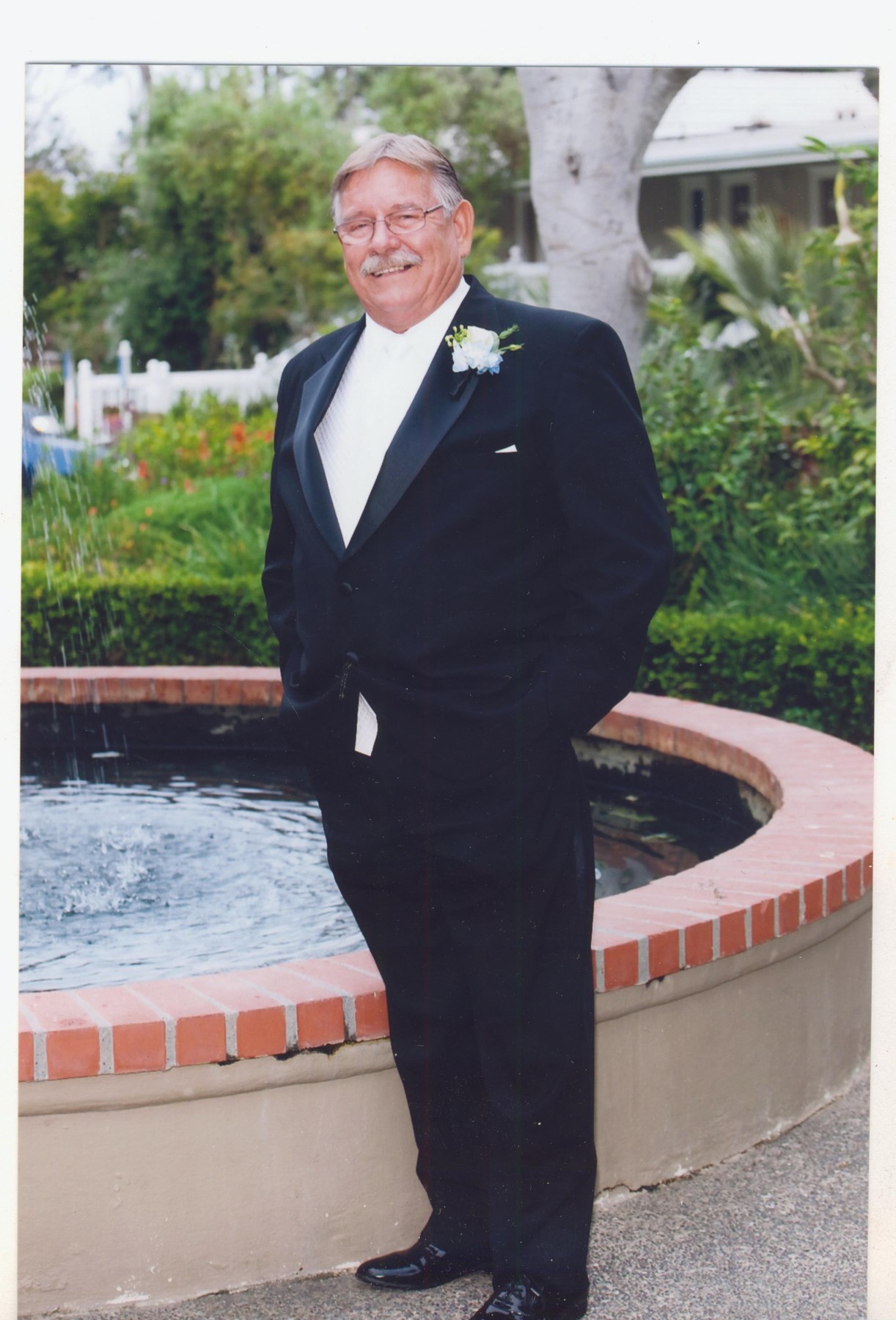 Obituary of Elden "Ellie" Jeffrey Hunt