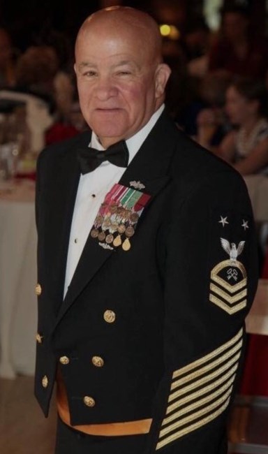 Obituario de Charles N. MacKenzie