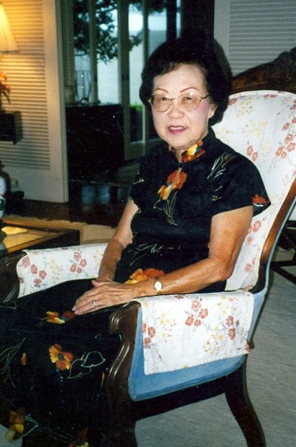 Obituario de Ella Ah Hau Akiona