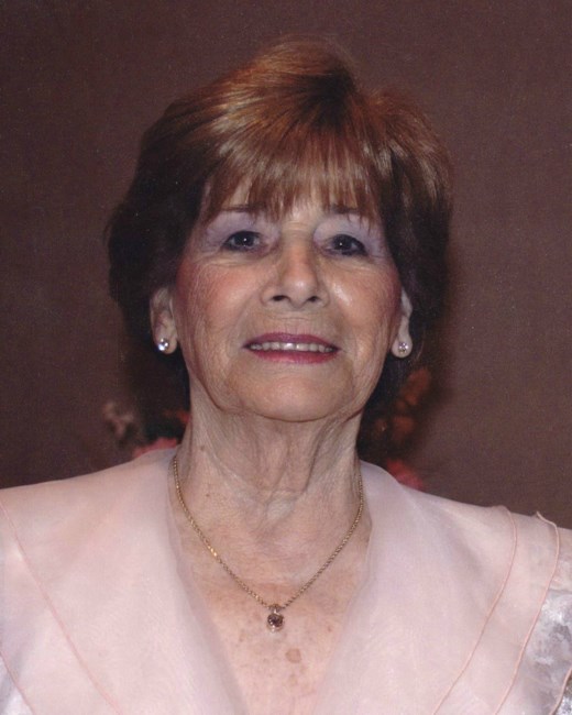 Obituario de Phyllis Mooradian