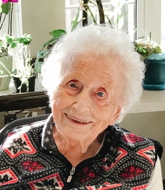 Obituary of Vera Joyce Denny