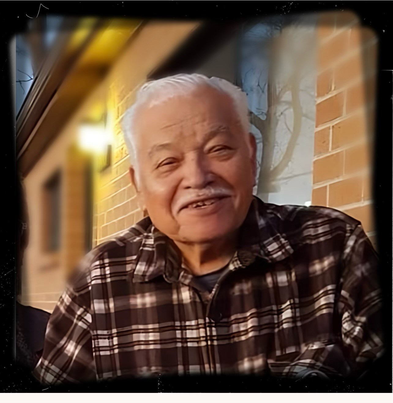 Obituary of Edmundo Esparza Lopez
