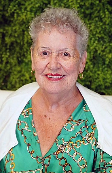 Obituary of Maureen Booth