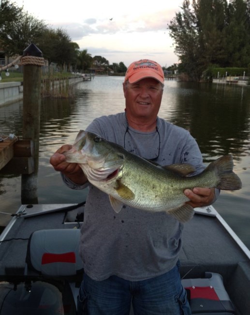 Obituary of Stephen L Harlan