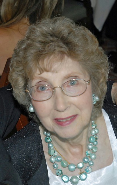 Obituario de Doris June Zink