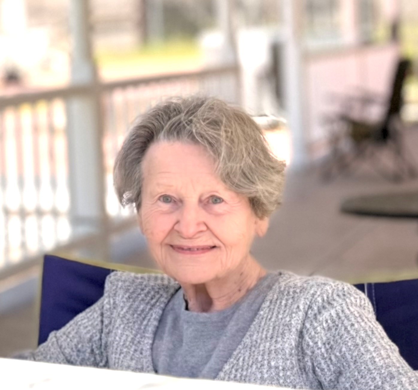 Obituary of Ilse Adams