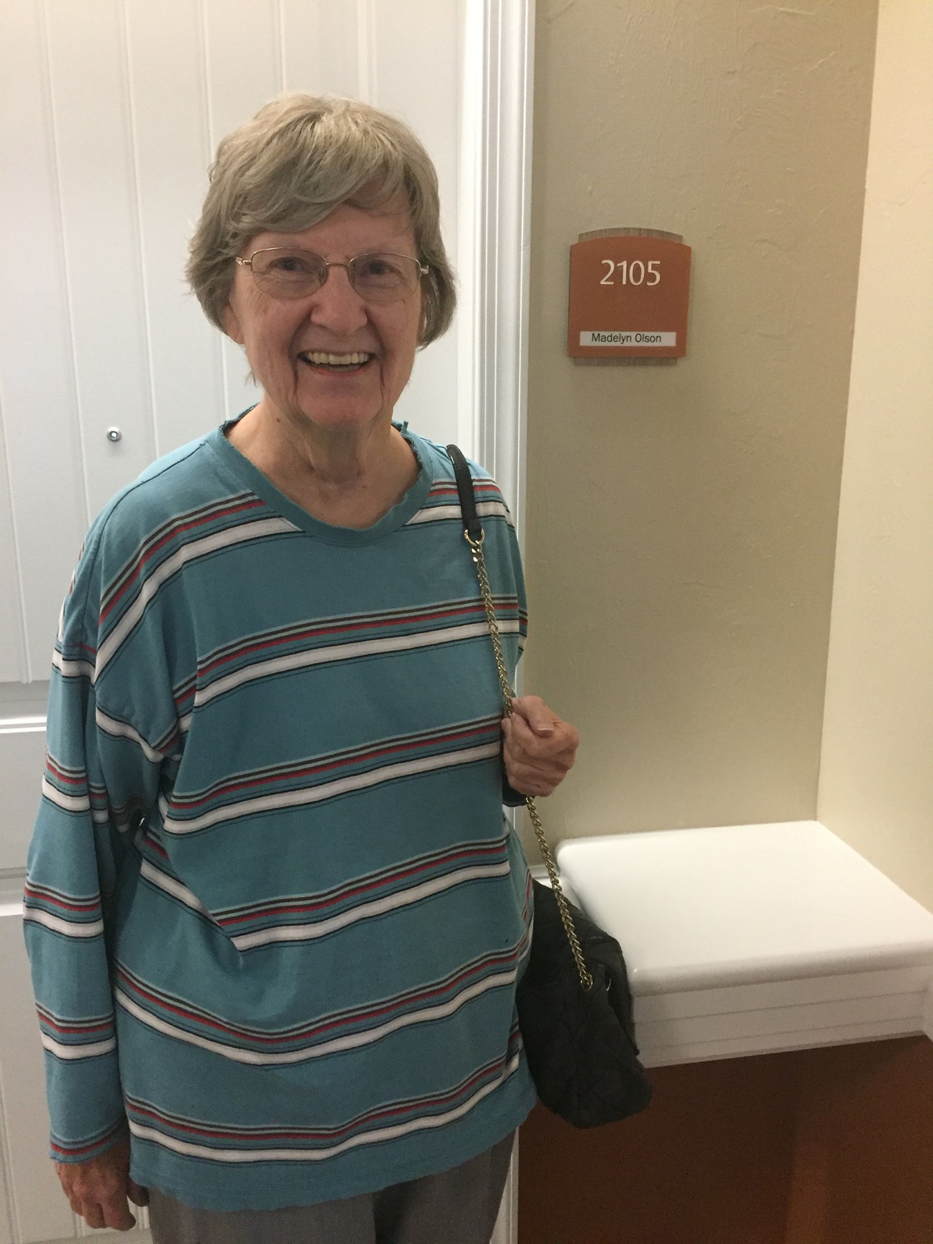 Obituary of Madelyn Elvina Olson