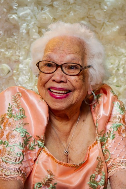 Obituary of Heralda Crucido Romero