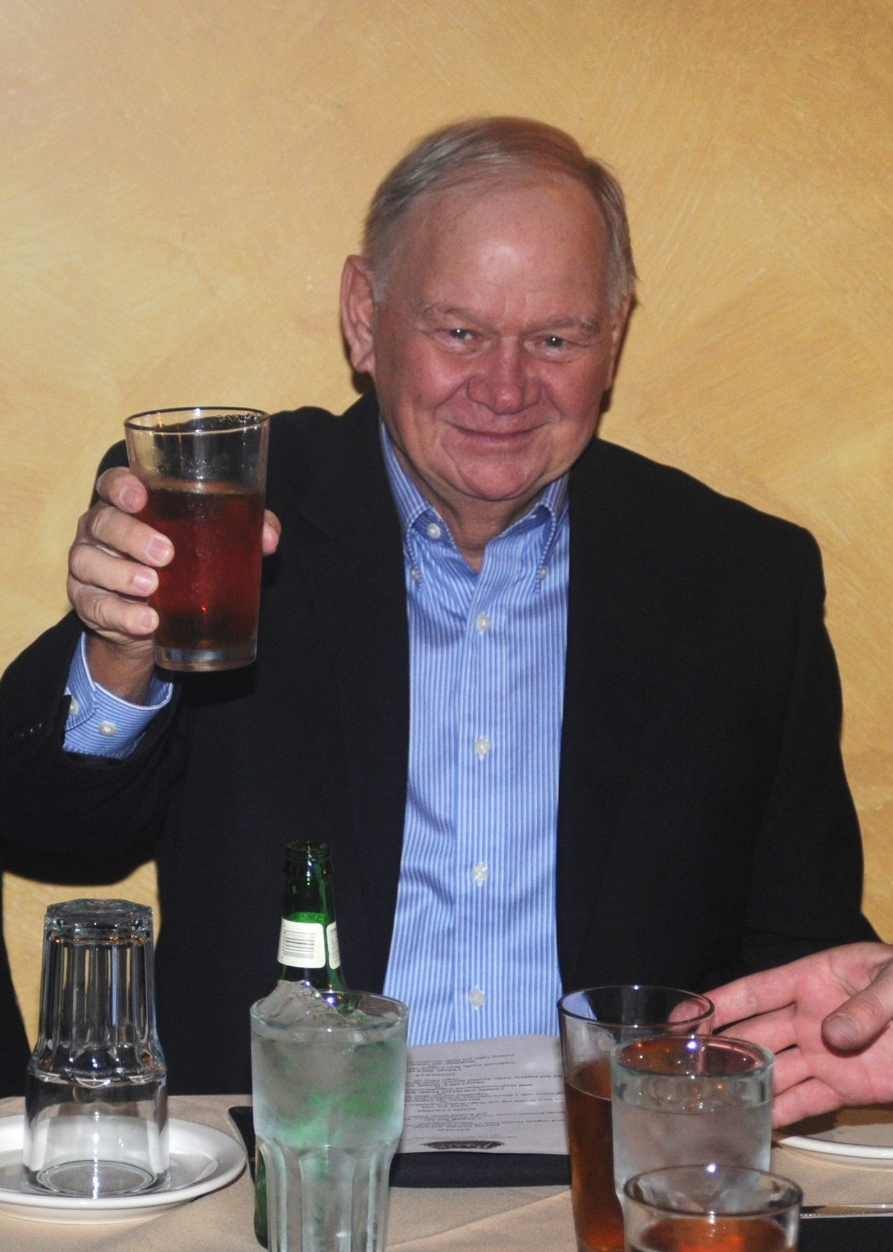 Obituary of Bob Magnuson