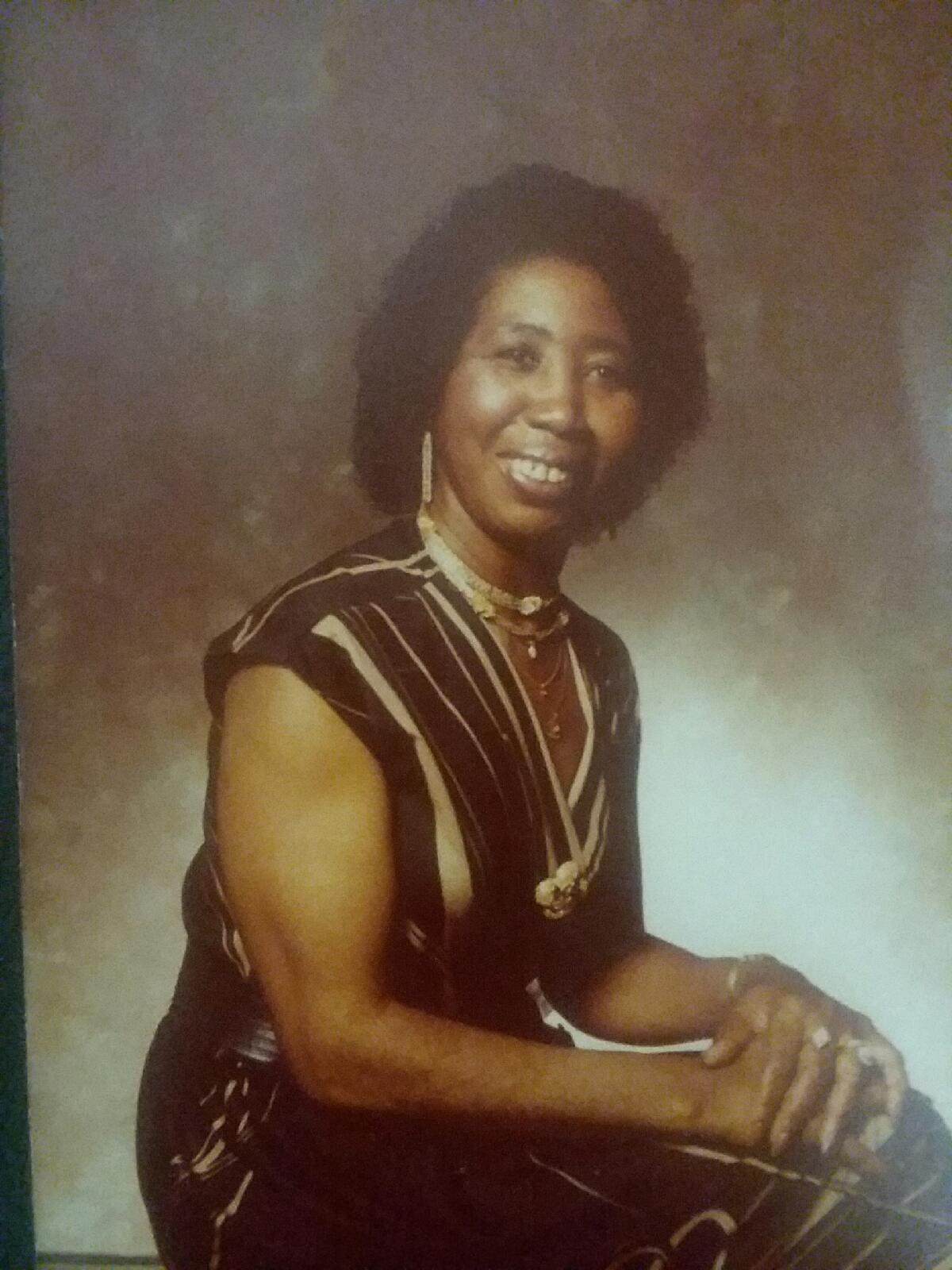 Obituary of Bettye J Vaughn