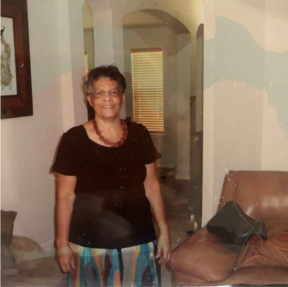 Obituary of Loretta Woods Walker