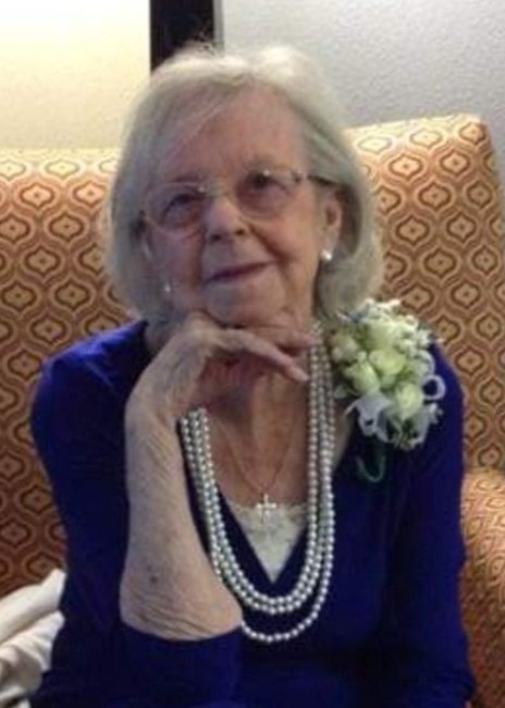 Obituary of Gladys May Thompson