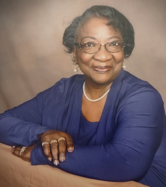Obituary of Nadine Reed Washington