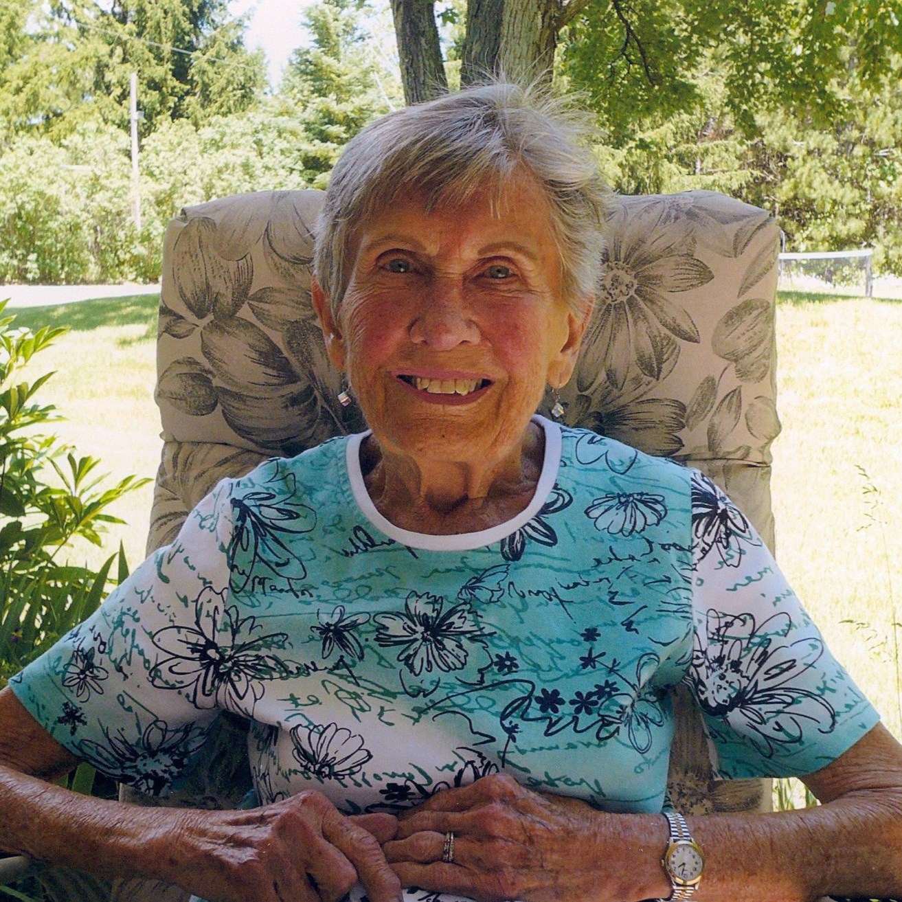 Mrs. Shirley Helena Fisher Obituary - Aurora, ON